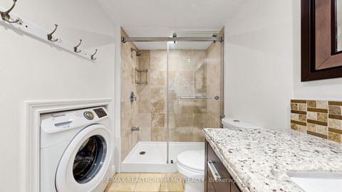 Photo 41 at 40 Ravencliff Crescent, Sullivan, Toronto