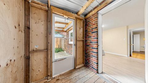 Photo 42 at 40 Ravencliff Crescent, Sullivan, Toronto
