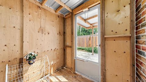 Photo 43 at 40 Ravencliff Crescent, Sullivan, Toronto