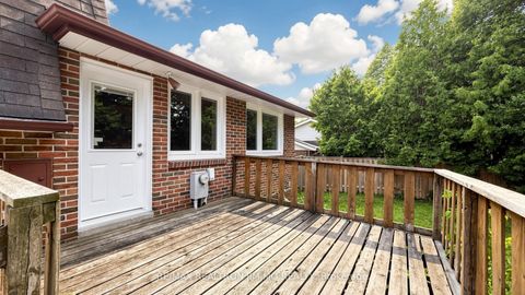 Photo 44 at 40 Ravencliff Crescent, Sullivan, Toronto