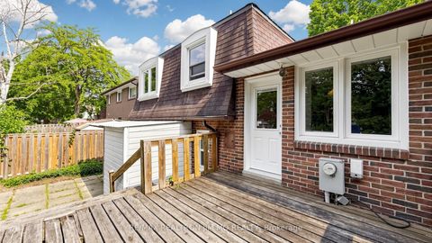 Photo 45 at 40 Ravencliff Crescent, Sullivan, Toronto