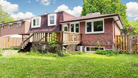 Photo 47 at 40 Ravencliff Crescent, Sullivan, Toronto