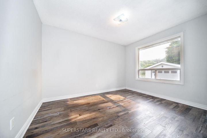 Photo 10 at 6 Meadowland Drive, Brampton East, Brampton