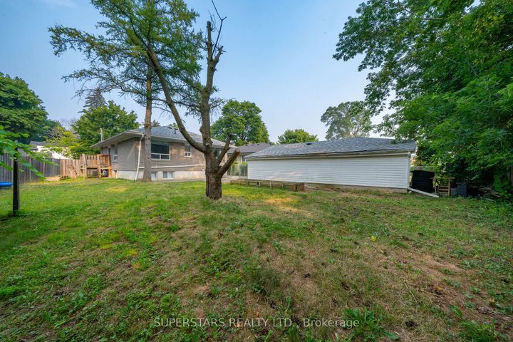 Photo 26 at 6 Meadowland Drive, Brampton East, Brampton