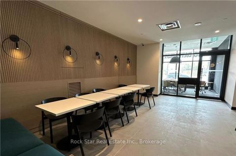 Photo 3 at 629 - 7950 Bathurst Street, Beverley Glen, Vaughan