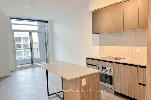 Photo 12 at 629 - 7950 Bathurst Street, Beverley Glen, Vaughan