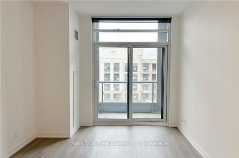 Photo 15 at 629 - 7950 Bathurst Street, Beverley Glen, Vaughan