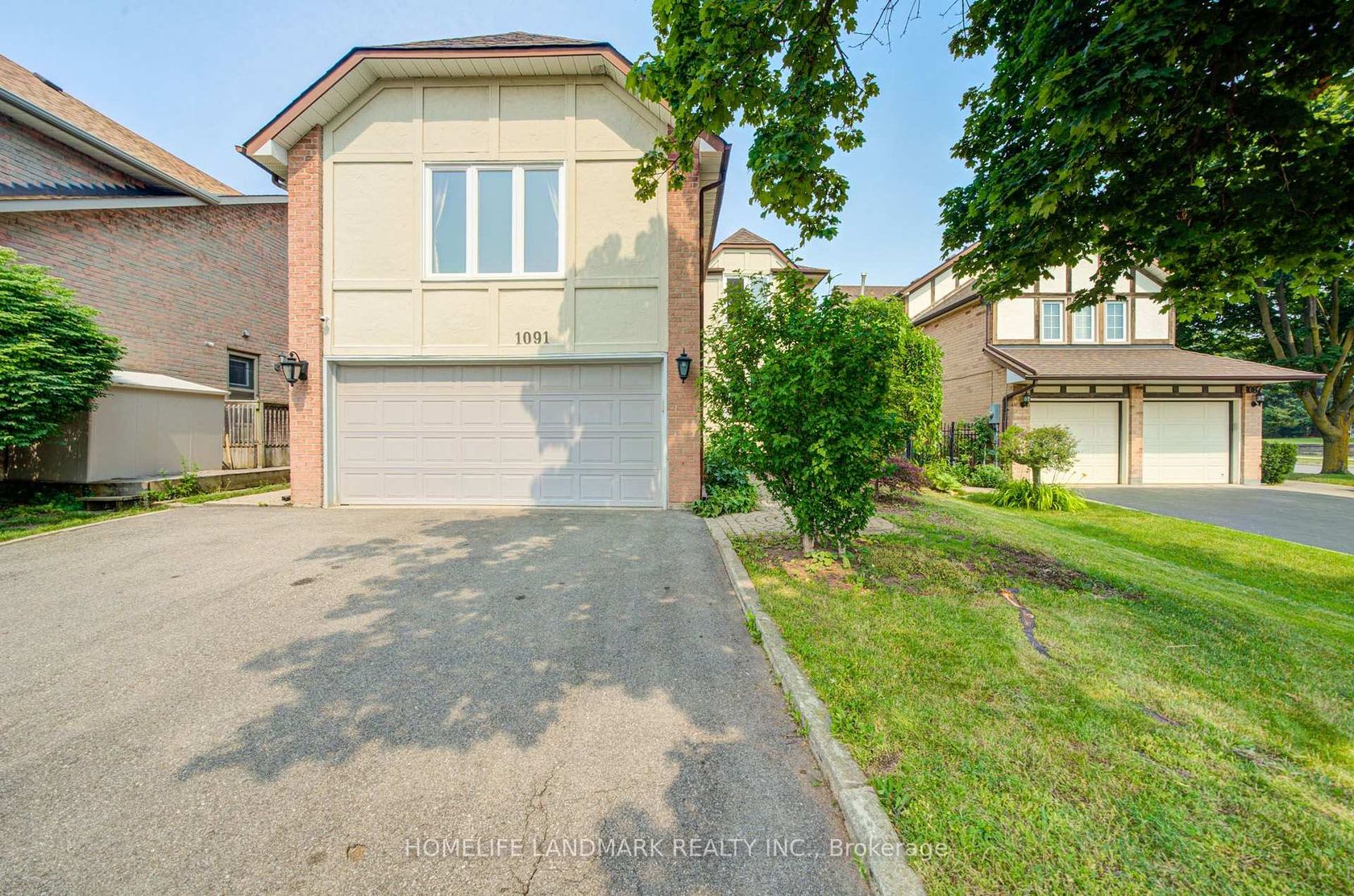 1091 Queens Avenue, CP College Park, Oakville 2