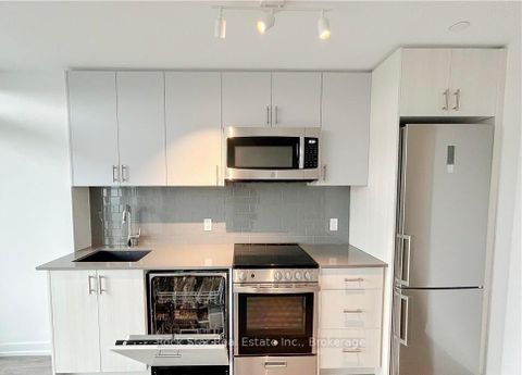 Photo 18 at 418 - 1195 THE QUEENSWAY, City Centre West, Toronto
