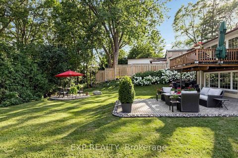 Photo 3 at 77 Letchworth Crescent, CFB, Toronto