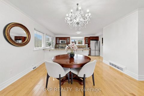 Photo 7 at 77 Letchworth Crescent, CFB, Toronto