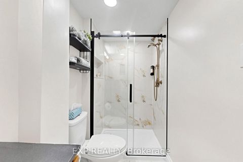 Photo 21 at 77 Letchworth Crescent, CFB, Toronto