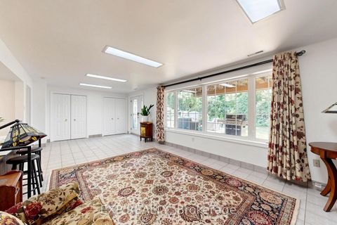 Photo 25 at 77 Letchworth Crescent, CFB, Toronto