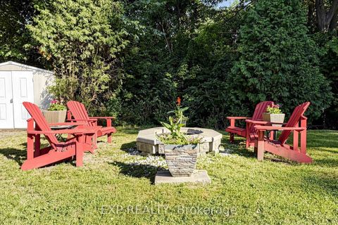 Photo 35 at 77 Letchworth Crescent, CFB, Toronto