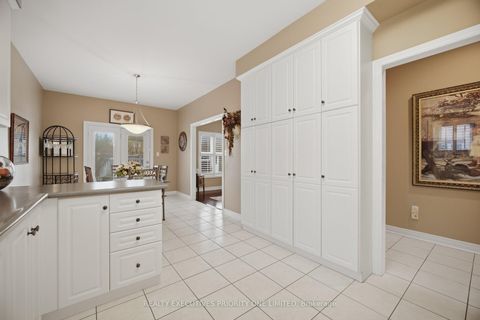 Photo 12 at 222 Caproni Drive, Maple, Vaughan