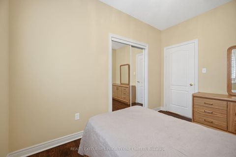 Photo 23 at 222 Caproni Drive, Maple, Vaughan
