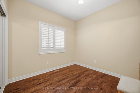 Photo 24 at 222 Caproni Drive, Maple, Vaughan