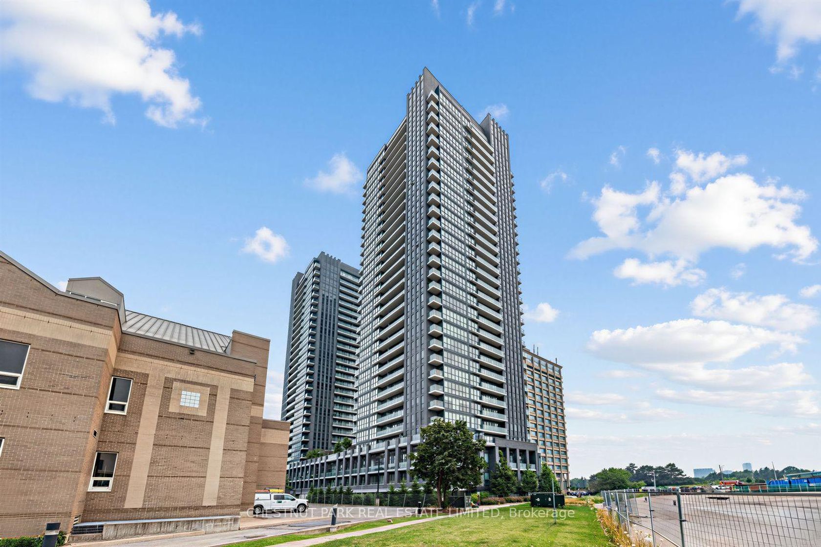 2401 - 6 Sonic Way, Flemingdon Park, Toronto photo number 2