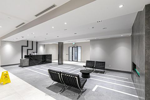 Photo 2 at 710 - 3260 SHEPPARD Avenue E, Sullivan, Toronto