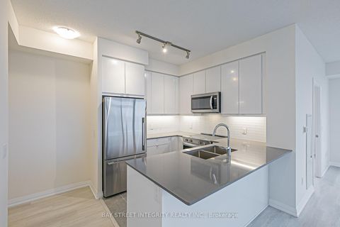 Photo 6 at 710 - 3260 SHEPPARD Avenue E, Sullivan, Toronto