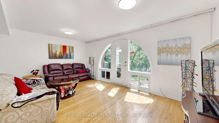 Photo 4 at 59 - 10 Esterbrooke Avenue, Don Valley Village, Toronto