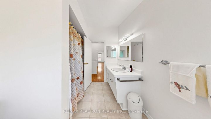 Photo 28 at 59 - 10 Esterbrooke Avenue, Don Valley Village, Toronto