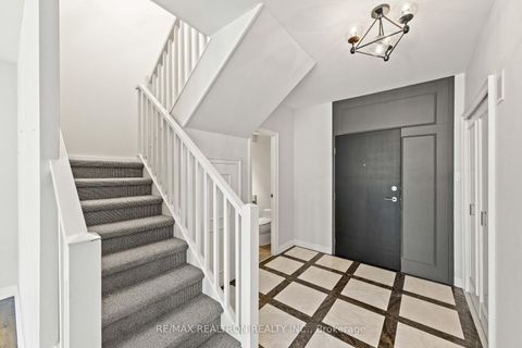 Photo 4 at 412 - 55A Avenue Road, Annex, Toronto