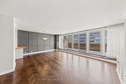 Photo 10 at 412 - 55A Avenue Road, Annex, Toronto