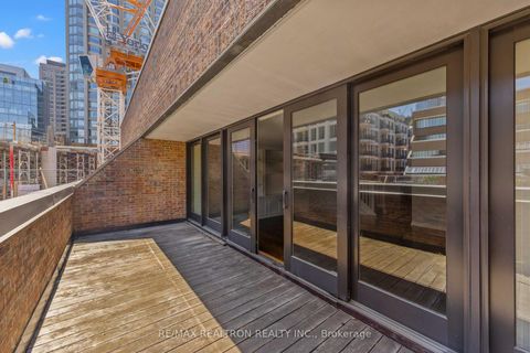 Photo 21 at 412 - 55A Avenue Road, Annex, Toronto