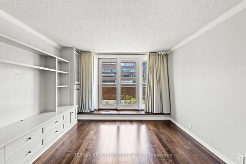 Photo 33 at 412 - 55A Avenue Road, Annex, Toronto