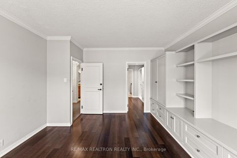 Photo 34 at 412 - 55A Avenue Road, Annex, Toronto