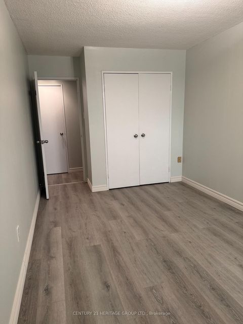 Photo 14 at 1202 - 1950 Kennedy Road, Dorset Park, Toronto
