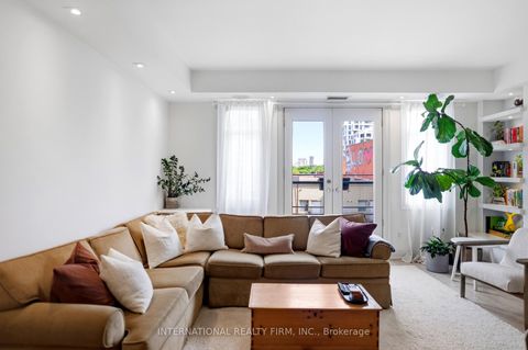 Photo 3 at PH27 - 500 Richmond St Street W, Waterfront Communities C1, Toronto