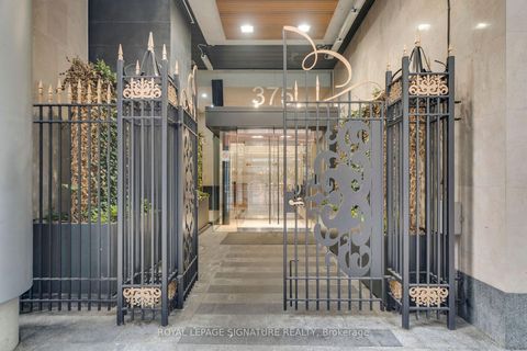 Photo 4 at 3210 - 375 King Street, Waterfront Communities C1, Toronto