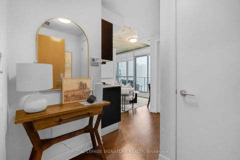 Photo 8 at 3210 - 375 King Street, Waterfront Communities C1, Toronto