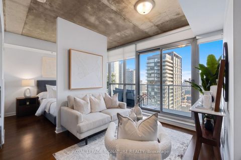 Photo 11 at 3210 - 375 King Street, Waterfront Communities C1, Toronto