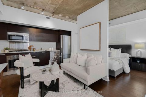 Photo 12 at 3210 - 375 King Street, Waterfront Communities C1, Toronto