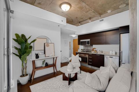 Photo 15 at 3210 - 375 King Street, Waterfront Communities C1, Toronto