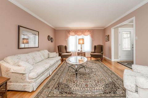 Photo 12 at 35 Gibbon Drive, Letitia Heights, Barrie