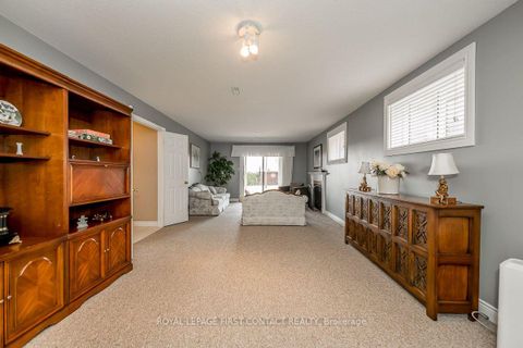 Photo 21 at 35 Gibbon Drive, Letitia Heights, Barrie
