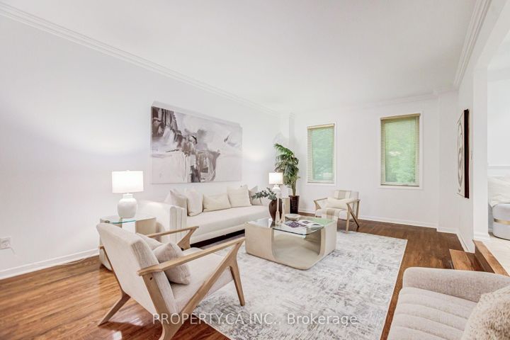 Photo 6 at 143 Cambridge Crescent, South Richvale, Richmond Hill