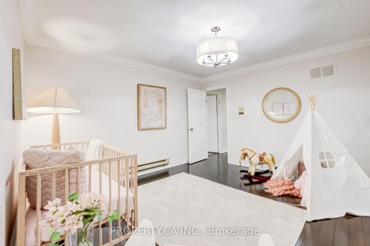 Photo 33 at 143 Cambridge Crescent, South Richvale, Richmond Hill