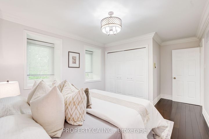 Photo 37 at 143 Cambridge Crescent, South Richvale, Richmond Hill
