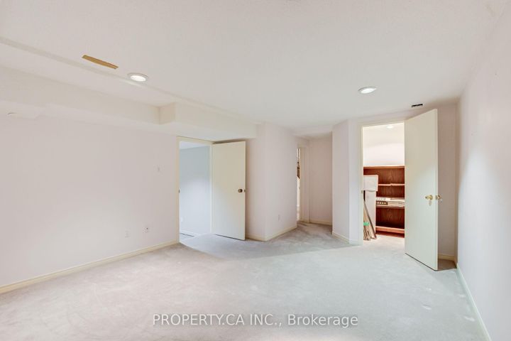 Photo 43 at 143 Cambridge Crescent, South Richvale, Richmond Hill