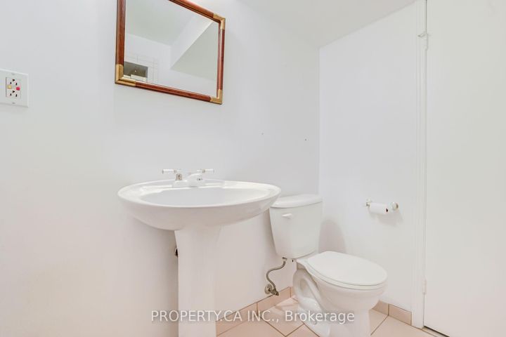 Photo 44 at 143 Cambridge Crescent, South Richvale, Richmond Hill