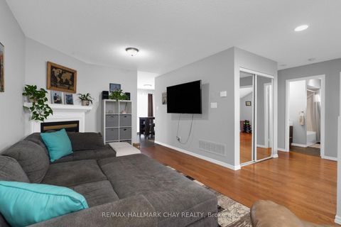 Photo 5 at 222 Wessenger Drive, Holly, Barrie