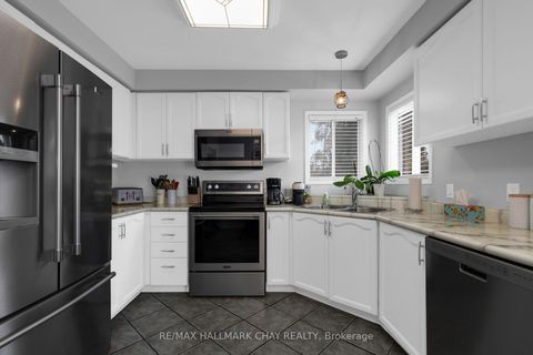 Photo 7 at 222 Wessenger Drive, Holly, Barrie