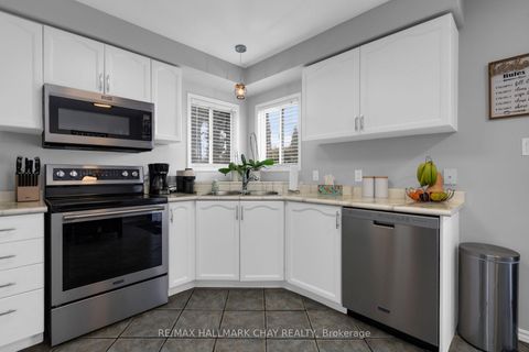 Photo 8 at 222 Wessenger Drive, Holly, Barrie