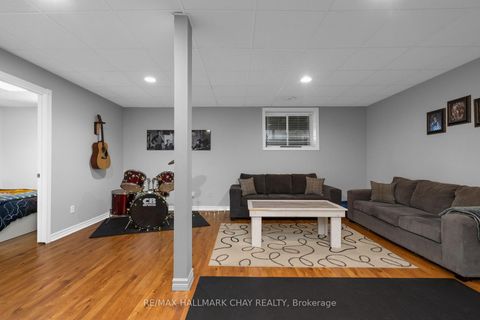 Photo 14 at 222 Wessenger Drive, Holly, Barrie