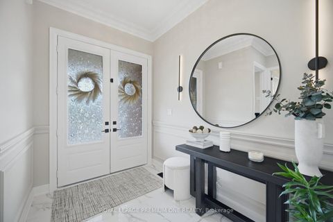 Photo 2 at 163 Muirfield Drive, Ardagh, Barrie